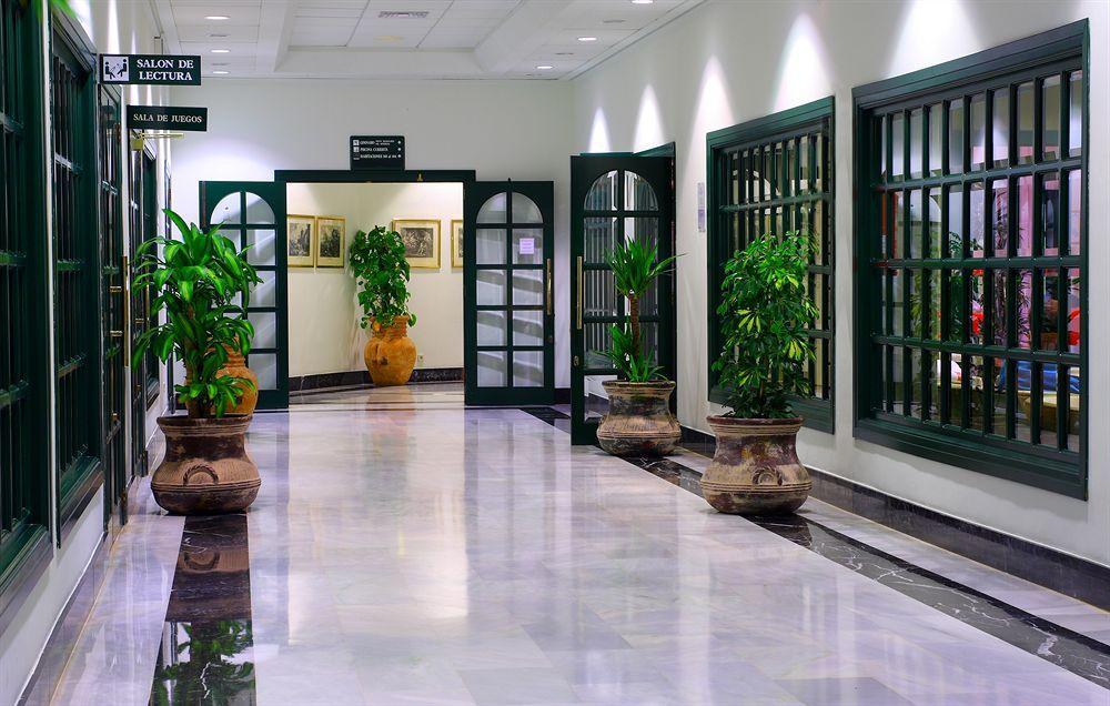 Son Bou Apartments Bagian luar foto