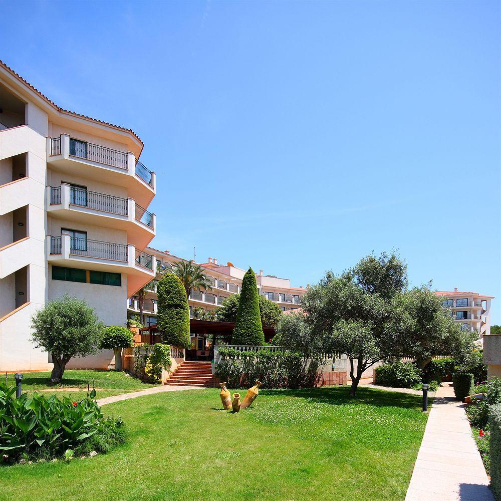 Son Bou Apartments Bagian luar foto